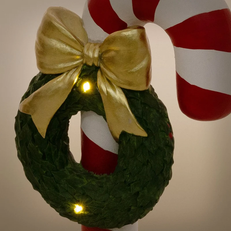 ECD Germany | Zuckerstange-Figur mit LED-Beleuchtung 68 cm Rot-Weiß Weihnachtsdeko Innen Zuckerstange-Stab mit Kranz Weihnachtsfigur Batteriebetrieben