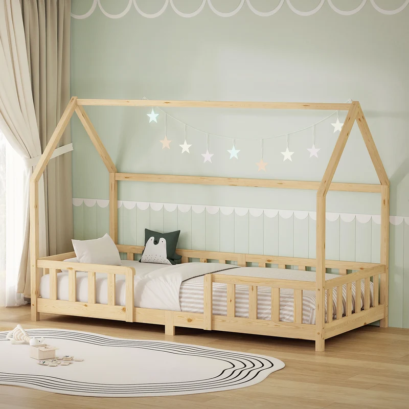 Kinderbett Hausbett 90x200 cm aus Kiefernholz Natur mit Rausfallschutz Dach und Lattenrost Holzbett ML-Design