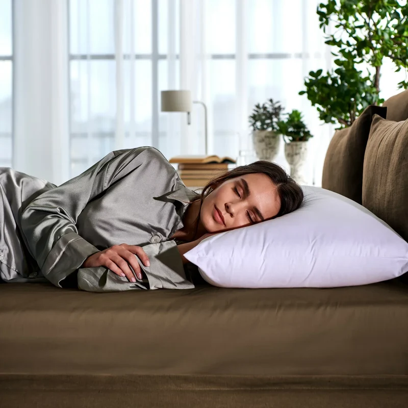 GWEN PILLOW
