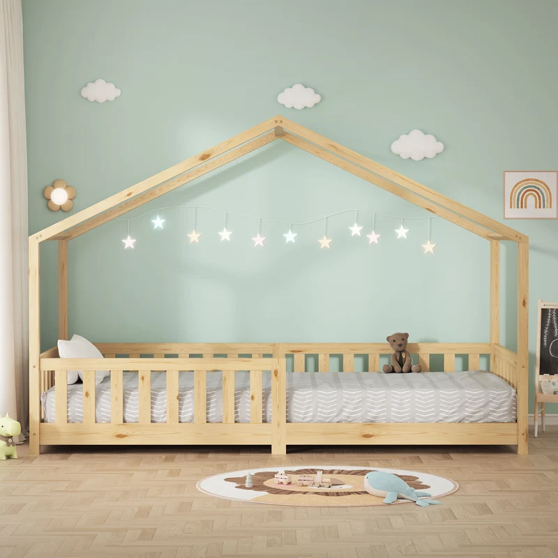 Kinderbett Hausbett 90x200 cm Natur aus Kiefernholz Holzbett mit Rausfallschutz und Lattenrost ML-Design