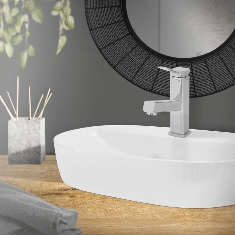 Waschtischarmatur fürs Badezimmer 160x50x190 mm Chrom aus Messing inkl. herausziehbarer Brause von LuxeBath