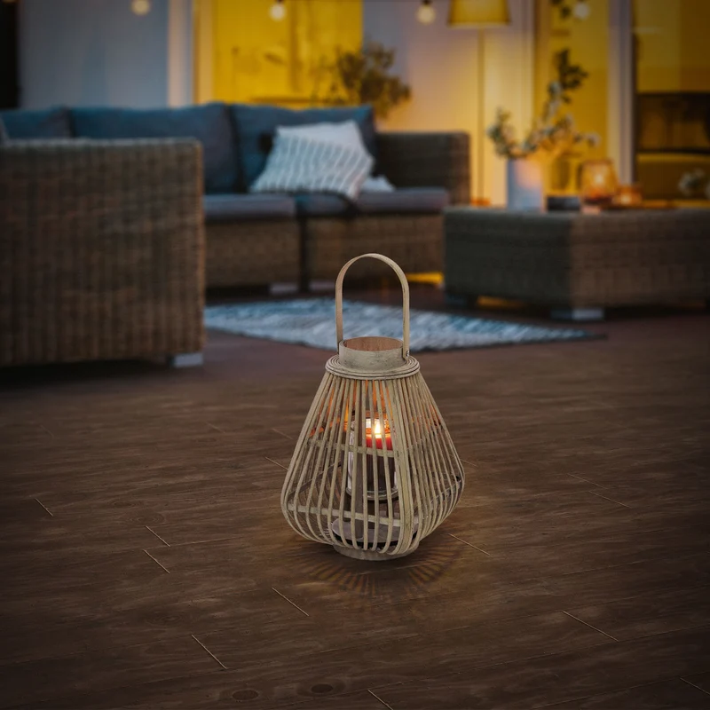 Bambus Laterne, Windlicht H: 42,5 cm Holzfarbe, Boho Gartenlaterne mit Henkel & Glaseinsatz, Flechtoptik Kerzenhalter
