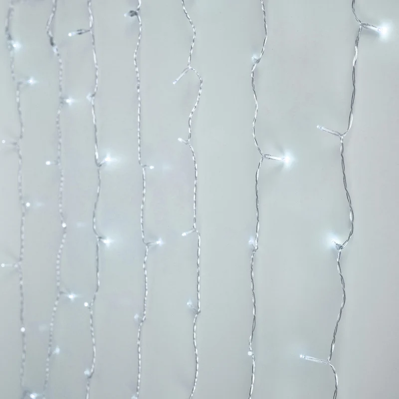 LED Lichtervorhang 2m Kaltweiß mit 240 LED aus PVC