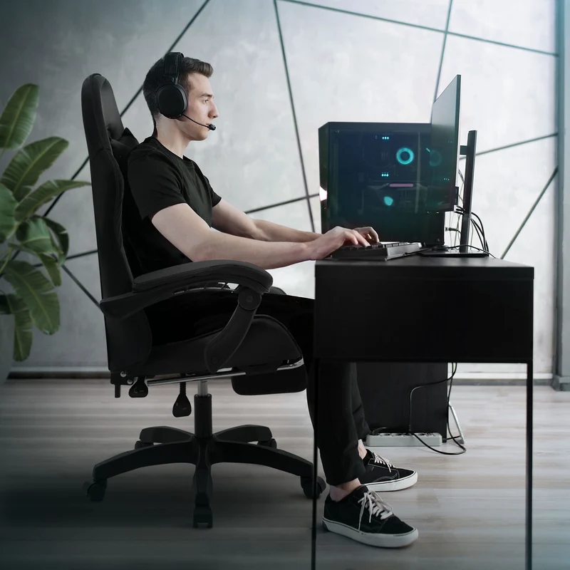 Gaming Stuhl mit Fußstütze und Armlehne Schwarz, aus Kunstleder ML-Design