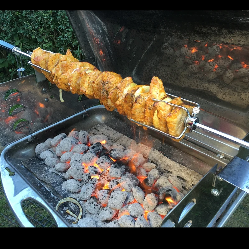 Grillspieß Set 120 cm mit 2x Fleischnadeln und Edelstahl Motor 2U/m inkl. Motorhaltung