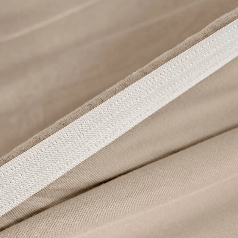 Copridivano Elasticizzato Antimacchia in Velluto Il Gruppone