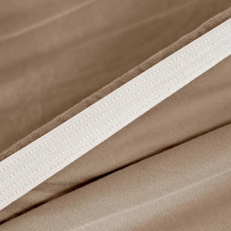 Copridivano Elasticizzato Antimacchia in Velluto Il Gruppone