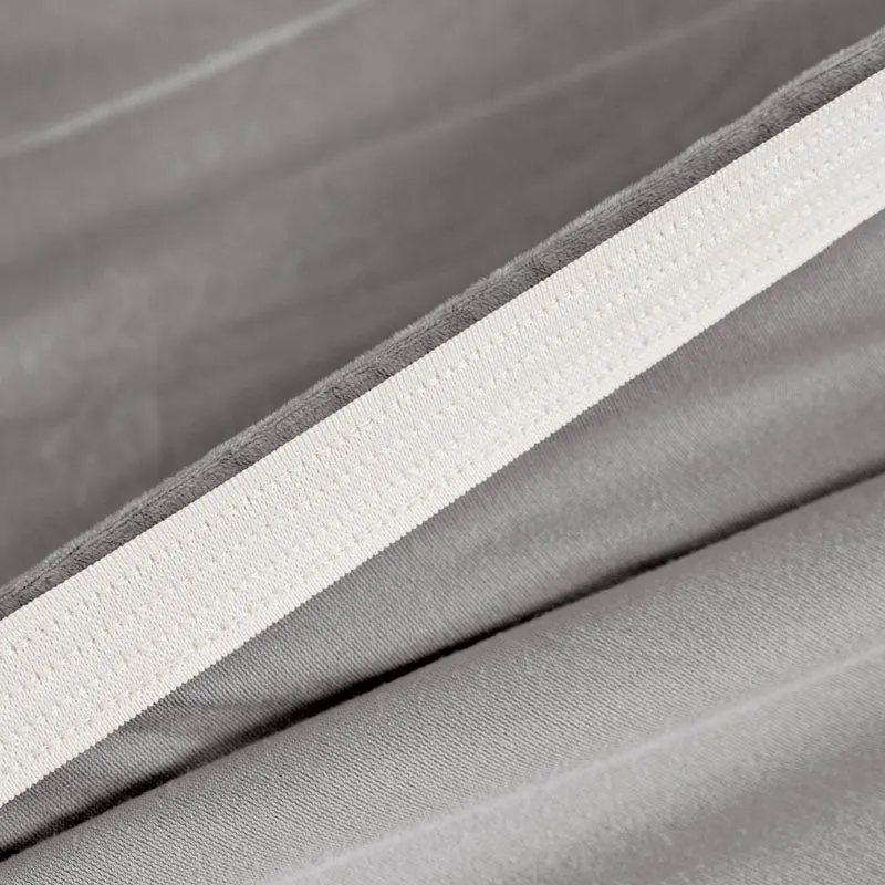 Copridivano Elasticizzato Antimacchia in Velluto Il Gruppone