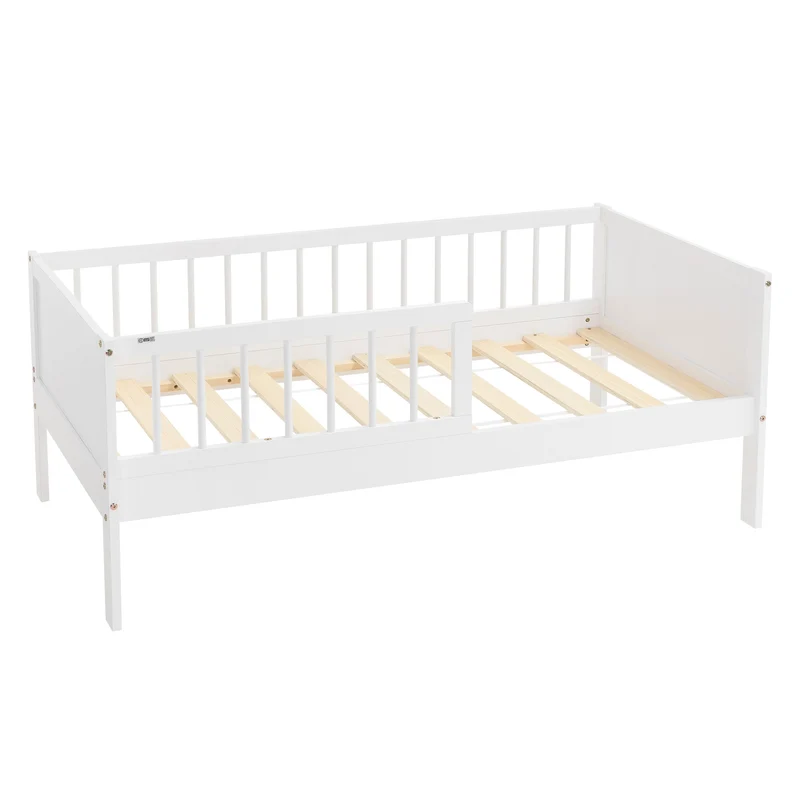 Kinderbett aus Kiefernholz mit Lattenrost und Rausfallschutz ML-Design