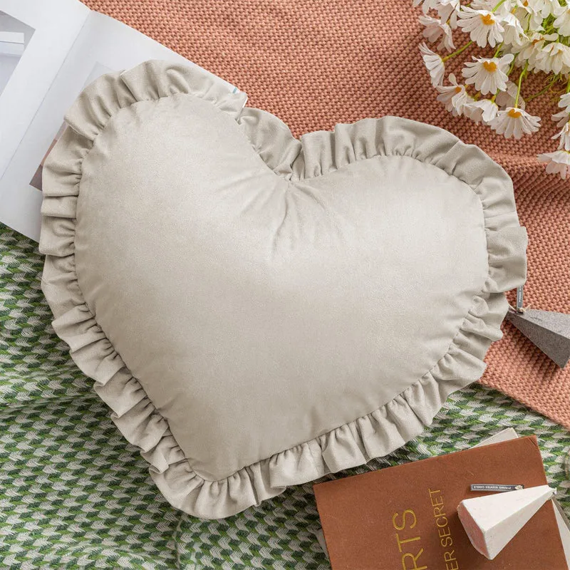Cuscino Cuore Decorativo in Velluto con Bordo Frill Sfoderabile 45x45 cm Il Gruppone