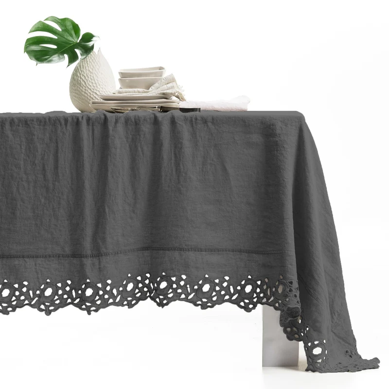 Tovaglia in puro Lino Stonewashed con balza ricamata - Cerchi