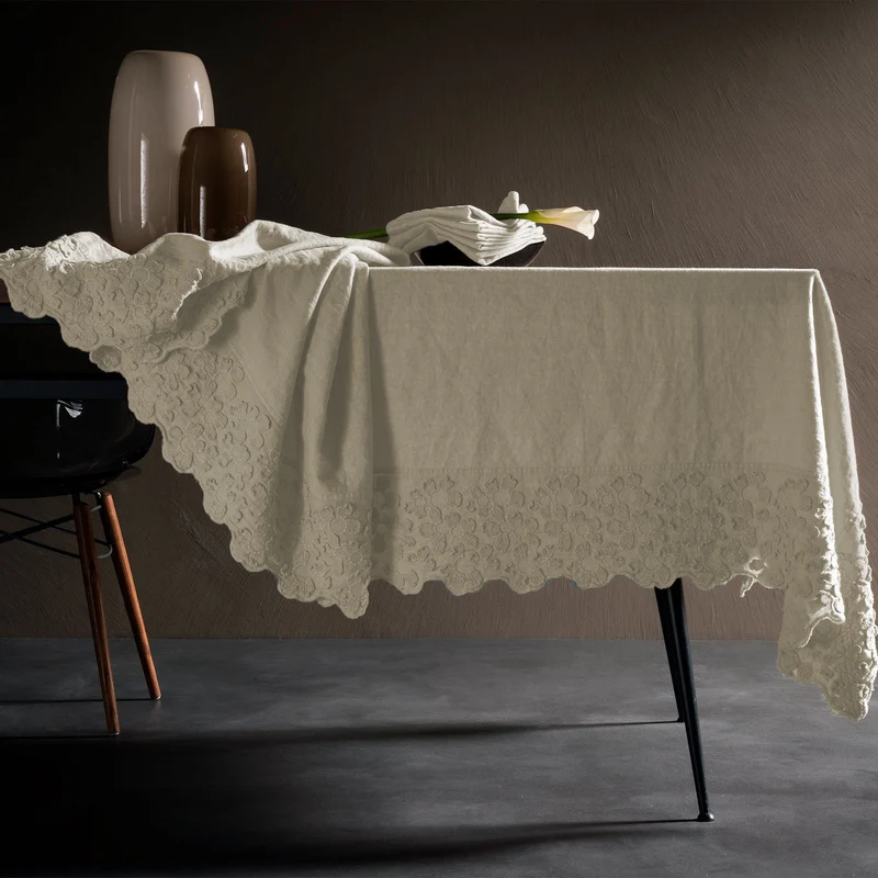 Tovaglia in puro Lino Stonewashed con balza Ricamata - Primula